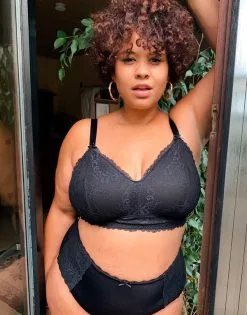 SugarShape High-Waist-Panty "Bella" Black 12 SugarShape High-Waist-Panty "Bella" Black -Bademode Elegant magasin sugarshape bella black bralette editorial tanya tuer