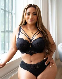 SugarShape Panty "Lola" Black -Bademode Elegant magasin sugarshape bh panty lola black front editorial single bhs 90 107 5 hs 120 full 2