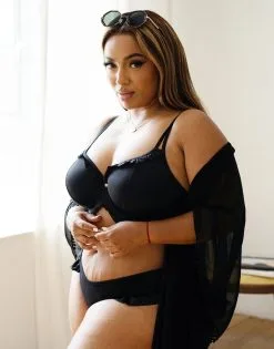 SugarShape Bikini-Top "Valencia" Black -Bademode Elegant magasin sugarshape bikini top bikini slip valencia black front editorial single bhs 90 107 5 hs 120 full 5