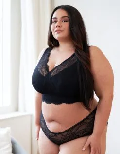 SugarShape Panty "Emilia" Black -Bademode Elegant magasin sugarshape bralette panty emilia black front editorial single bhs 95 117 5 hs 125 full 1