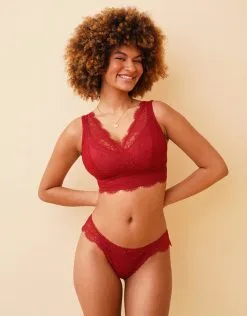 SugarShape String "Emilia" Burgundy 11 SugarShape String "Emilia" Burgundy -Bademode Elegant magasin sugarshape bralette string emilia burgundy front sand single bhs 75 92 5 hs 100 full 2
