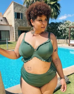 SugarShape Bikini-High-Waist-Panty "Valencia Classic" Olive -Bademode Elegant magasin sugarshape highwaist panty valencia olive front editorial single full 2