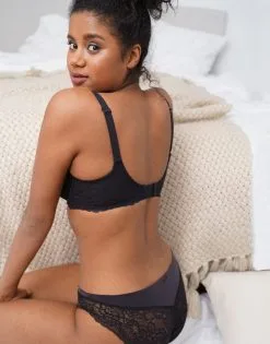 SugarShape Slip "Lucy" Black 18 SugarShape Slip "Lucy" Black -Bademode Elegant magasin sugarshape panty lucy black front editorial single full 5