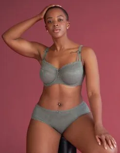 SugarShape Panty "Sienna" Olive -Bademode Elegant magasin sugarshape panty sienna olive front editorial single full 2