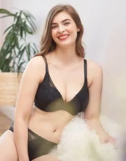 SugarShape Panty "Valerie" Black -Bademode Elegant magasin sugarshape slip valerie black front editorial single full 4