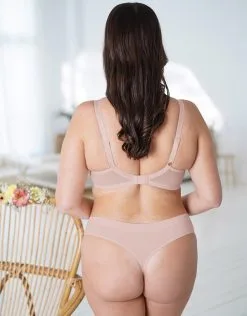 SugarShape String "Cotton Basic" Cappuccino 13 SugarShape String "Cotton Basic" Cappuccino -Bademode Elegant magasin sugarshape string basic cotton cappuccino back editorial single full 1