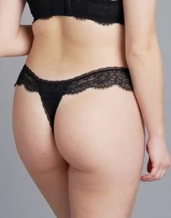 SugarShape String "Emilia" Black -Bademode Elegant magasin sugarshape string emilia black back packshot model darkgrey single crop 1