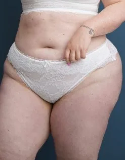 SugarShape String "Emilia" Ivory -Bademode Elegant magasin sugarshape string emilia ivory front crop 2