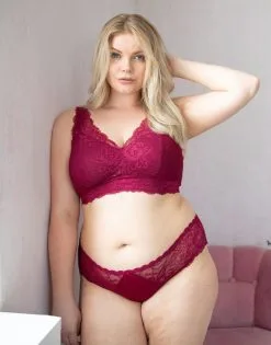 SugarShape String "Suki" Bordeaux -Bademode Elegant magasin sugarshape string suki bordeaux front editorial single full 3